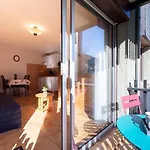 4 Pers Proche Telepherique A Lary - Fr-1-296-304 Apartman